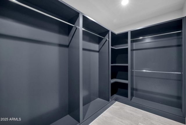 6827 N 14TH Place, Phoenix, AZ 85014