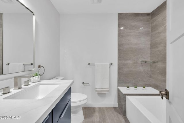 6827 N 14TH Place, Phoenix, AZ 85014