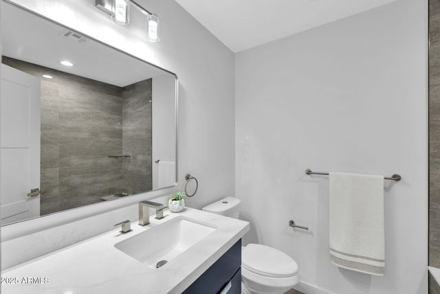 6827 N 14TH Place, Phoenix, AZ 85014