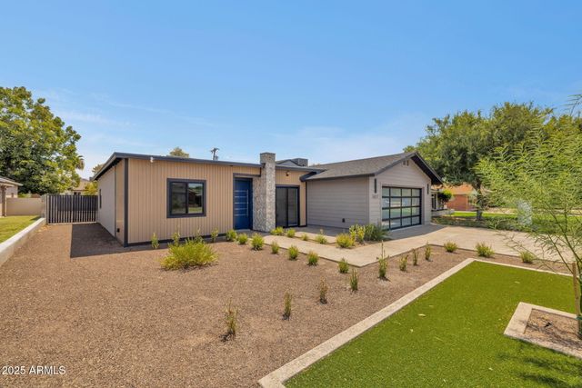 6827 N 14TH Place, Phoenix, AZ 85014