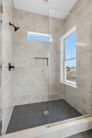 1007 Tiane Trl, Gallatin, TN 37066