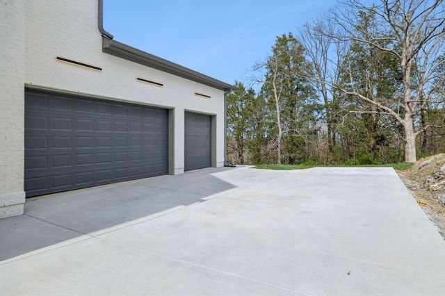 1007 Tiane Trl, Gallatin, TN 37066