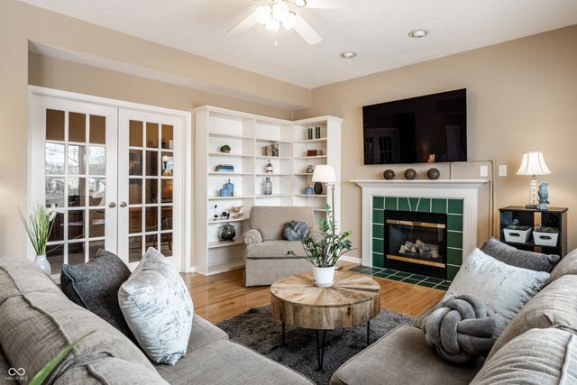 11191 Timberview Drive, Fishers, IN 46037