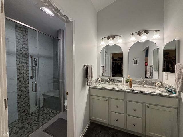 11191 Timberview Drive, Fishers, IN 46037