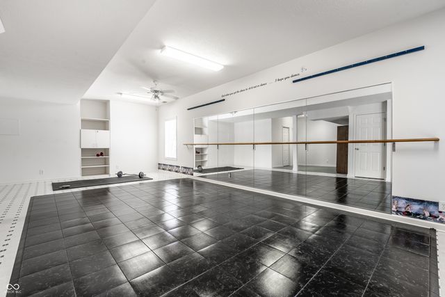 11191 Timberview Drive, Fishers, IN 46037