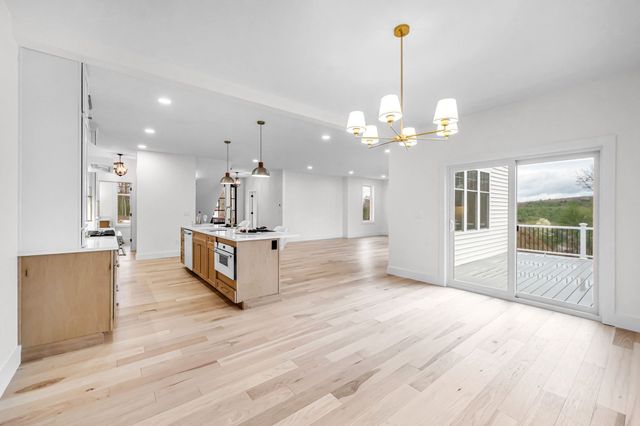 49 Balsam Hill Rd, Ludlow, MA 01056