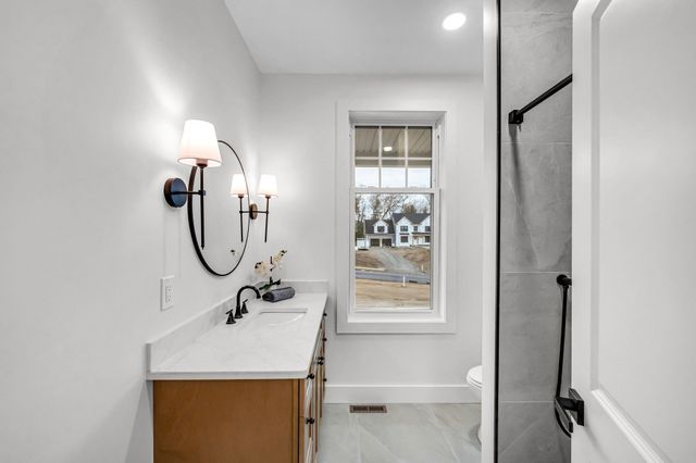 49 Balsam Hill Rd, Ludlow, MA 01056