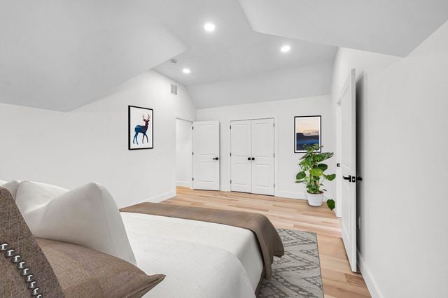 49 Balsam Hill Rd, Ludlow, MA 01056