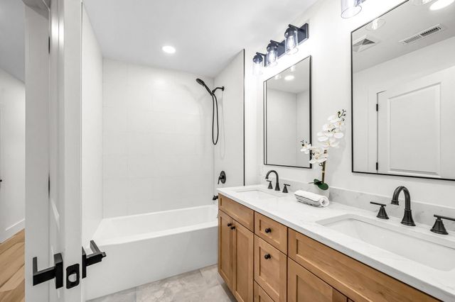 49 Balsam Hill Rd, Ludlow, MA 01056