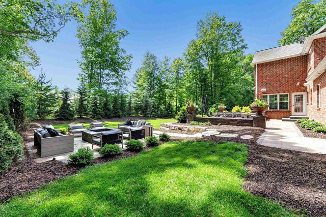 1395 NAVAJO TRAIL, Green Bay, WI 54313