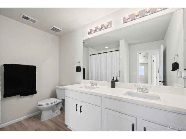 9166 Uravan Ct, Commerce City, CO 80022