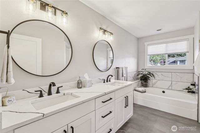 21611 SE 257th Place, Maple Valley, WA 98038