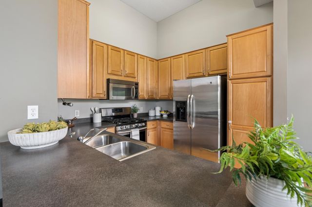 17756 71st Avenue N, Maple Grove, MN 55311