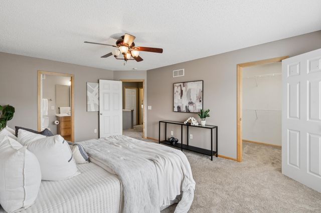 17756 71st Avenue N, Maple Grove, MN 55311