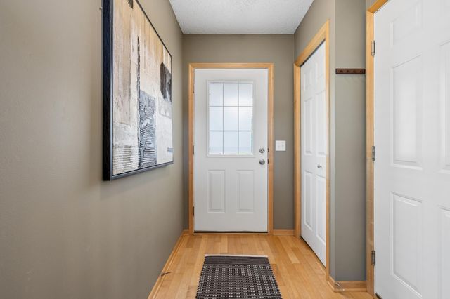 17756 71st Avenue N, Maple Grove, MN 55311