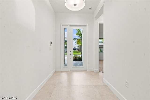 20419 Fair Oak LN, Estero, FL 33928