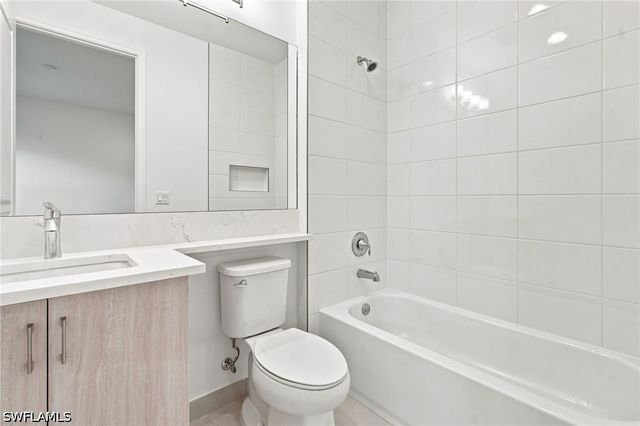 20419 Fair Oak LN, Estero, FL 33928