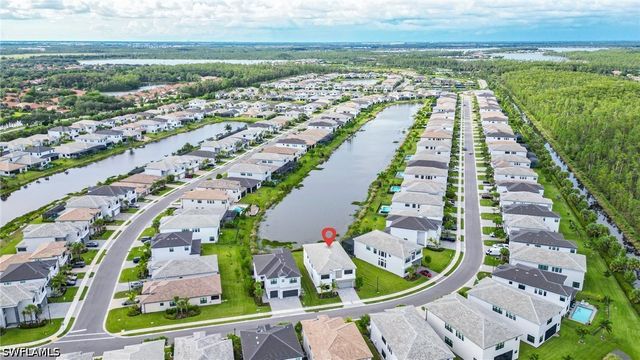 20419 Fair Oak LN, Estero, FL 33928