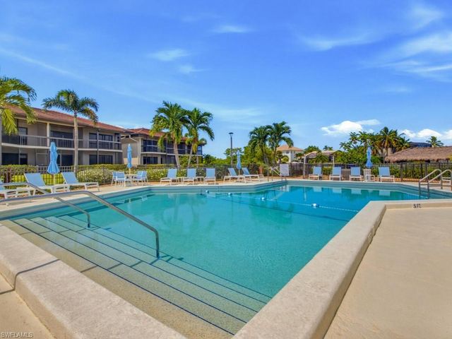 525 Seaview CT M4, Marco Island, FL 34145
