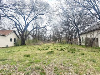 217 W Acheson Street, Denison, TX 75020