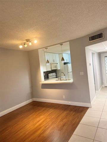 3000 NW 42nd Avenue B201, Coconut Creek, FL 33066