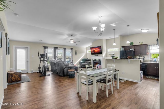 115 Joan Court, New Bern, NC 28562