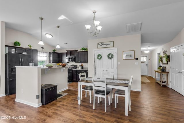 115 Joan Court, New Bern, NC 28562