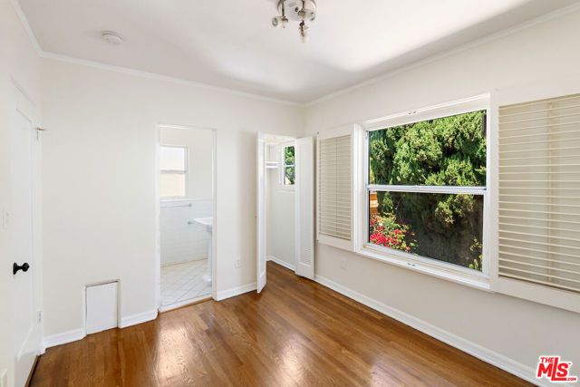 119 N Orange Drive, Los Angeles, CA 90036