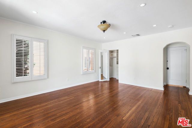 119 N Orange Drive, Los Angeles, CA 90036