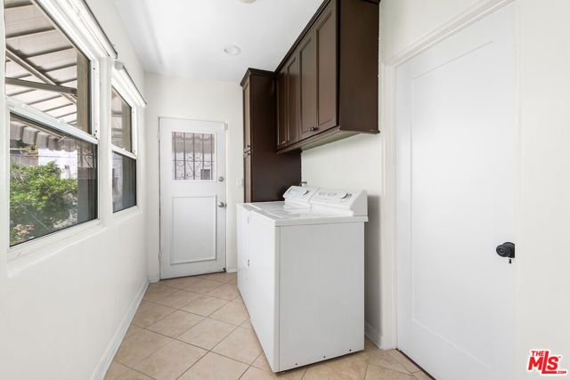 119 N Orange Drive, Los Angeles, CA 90036