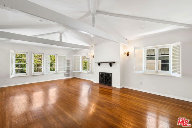119 N Orange Drive, Los Angeles, CA 90036