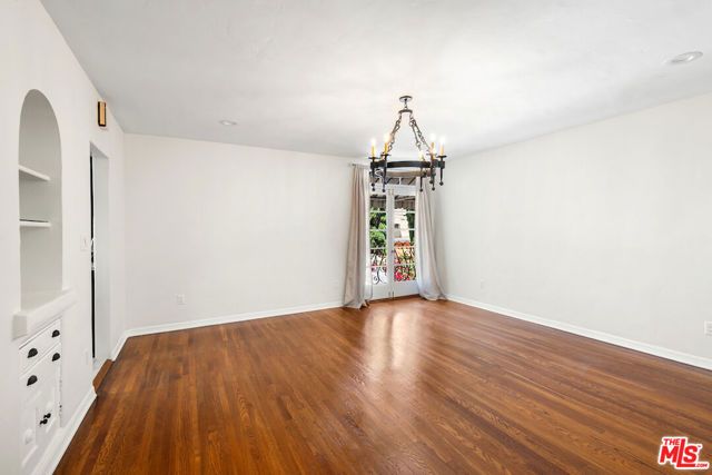 119 N Orange Drive, Los Angeles, CA 90036