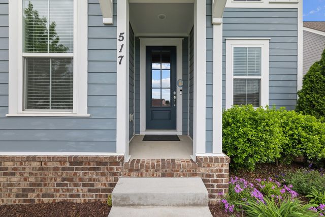 517 Oakvale Ln, Mount Juliet, TN 37122