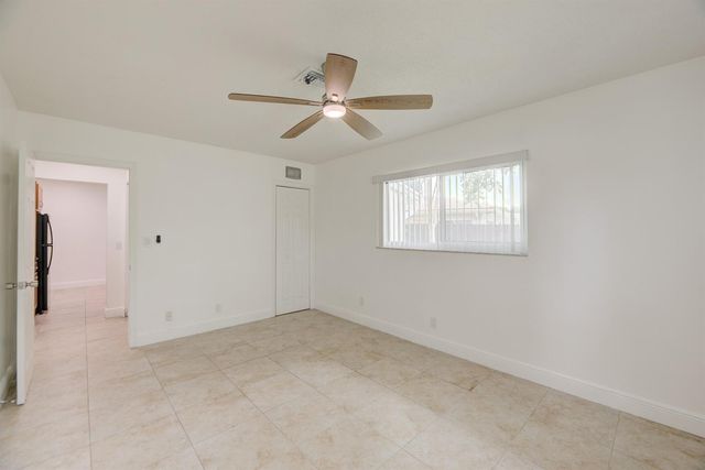7546 NW 44th Court, Coral Springs, FL 33065