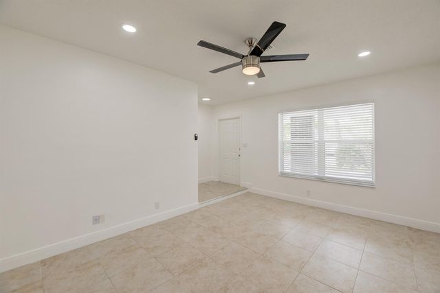 7546 NW 44th Court, Coral Springs, FL 33065