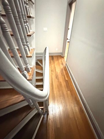 49 EAST 33RD ST, Bayonne, NJ 07002
