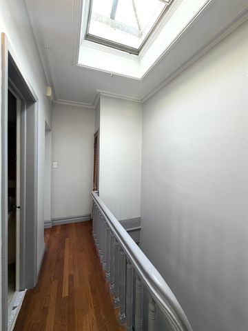 49 EAST 33RD ST, Bayonne, NJ 07002