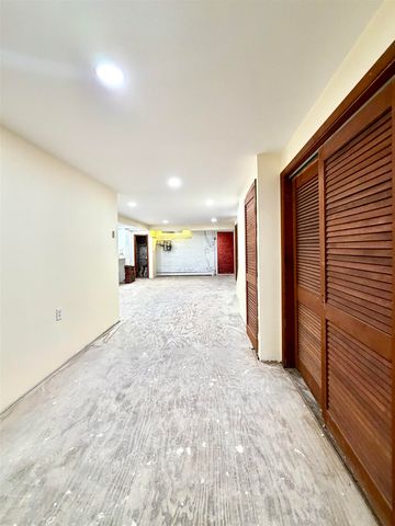 49 EAST 33RD ST, Bayonne, NJ 07002
