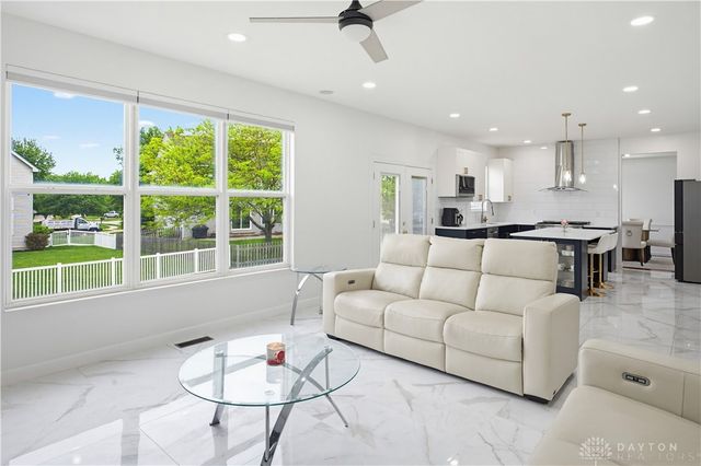 65 Marbury Court, Springboro, OH 45066