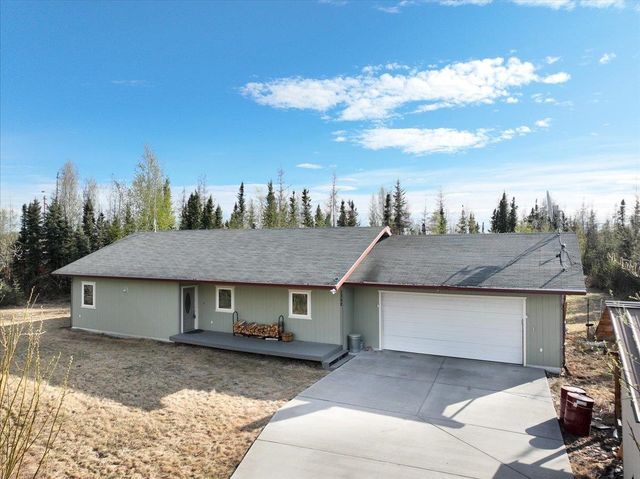 1352 MORNING GLORY LOOP, North Pole, AK 99705