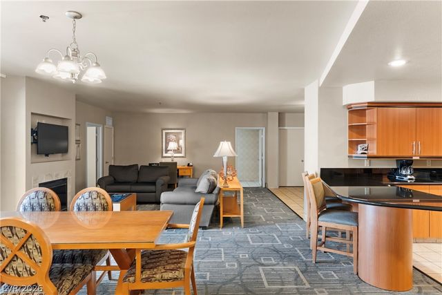 211 East Flamingo Road 1619, Las Vegas, NV 89169