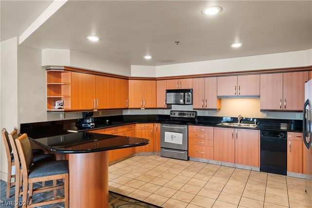 211 East Flamingo Road 1619, Las Vegas, NV 89169