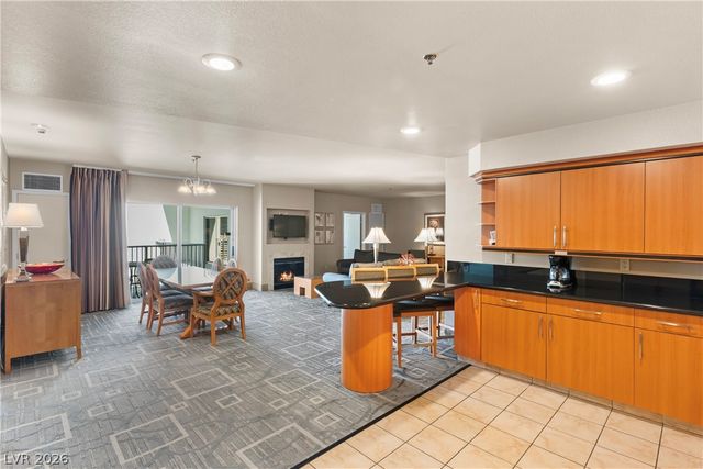 211 East Flamingo Road 1619, Las Vegas, NV 89169