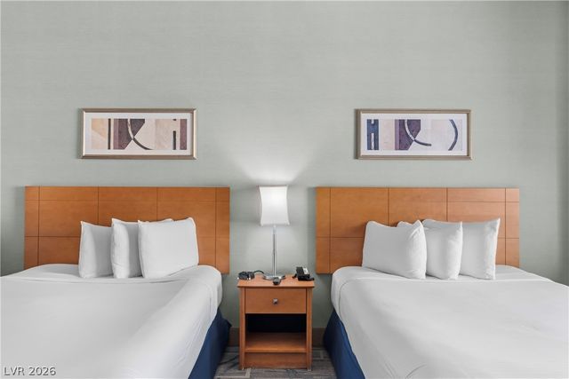 211 East Flamingo Road 1619, Las Vegas, NV 89169