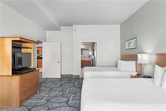 211 East Flamingo Road 1619, Las Vegas, NV 89169