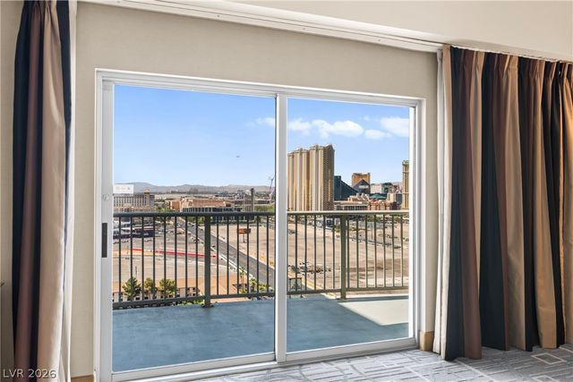 211 East Flamingo Road 1619, Las Vegas, NV 89169