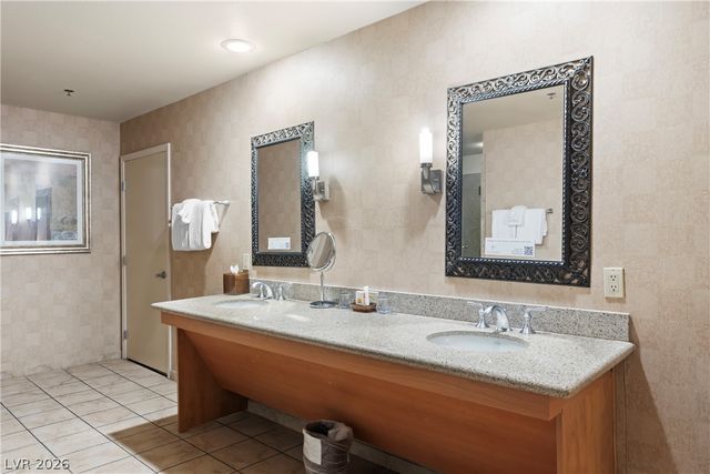211 East Flamingo Road 1619, Las Vegas, NV 89169