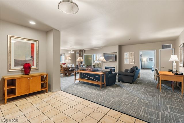 211 East Flamingo Road 1619, Las Vegas, NV 89169