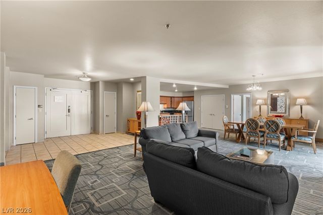 211 East Flamingo Road 1619, Las Vegas, NV 89169
