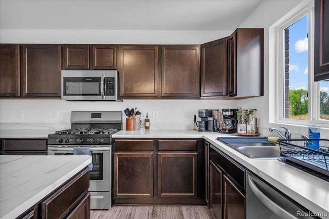 6555 Bristol Drive, Van Buren, MI 48111